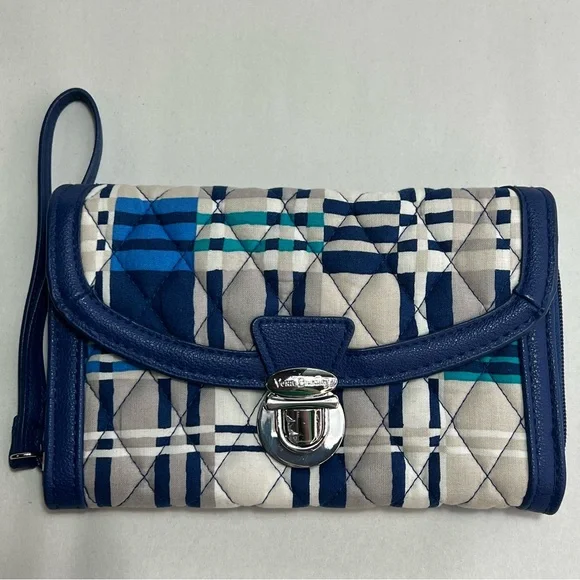Vera Bradley Ultimate Wristlet in Signature Cotton Santiago Woven Blue - Picture 1 of 7